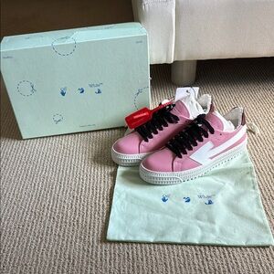 Off White Sneakers